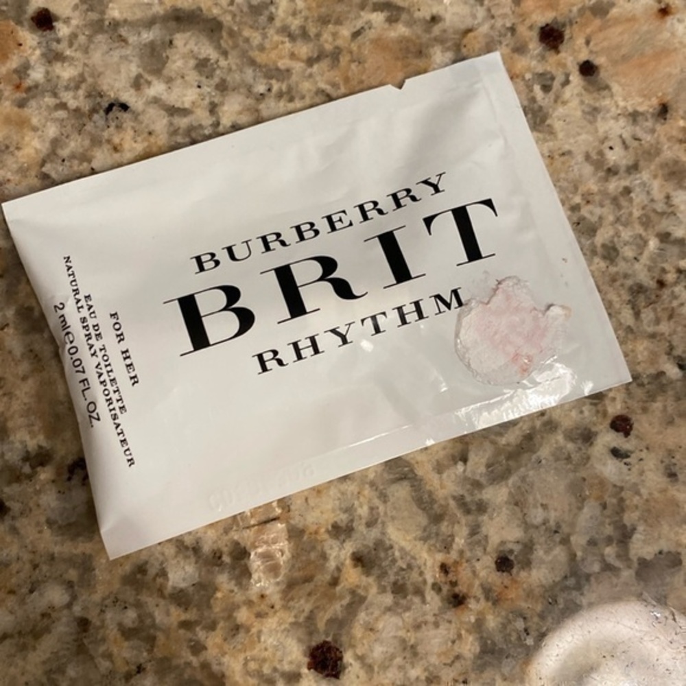 Burberry Brit Rhythm for her perfume sample brand new sealed